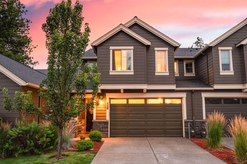 60371 Hedgewood Ln, Bend, OR, 97702-9380 | Card Image
