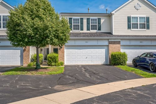 unit-c-161 Willoughby Ct, Yorkville, IL, 60560-3150 | Card Image