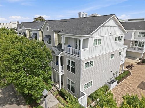 336 30th Street, Virginia Beach, VA, 23451 | Card Image