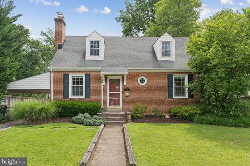 2907 Summerfield Rd, FALLS CHURCH, VA, 22042-1926 | Card Image