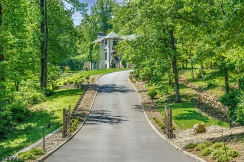 4 Mason Hill Rd, Warren, NJ, 07059-6944 | Card Image
