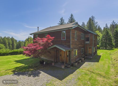 7926 Thomas Road, Miranda, CA, 95553 | Card Image