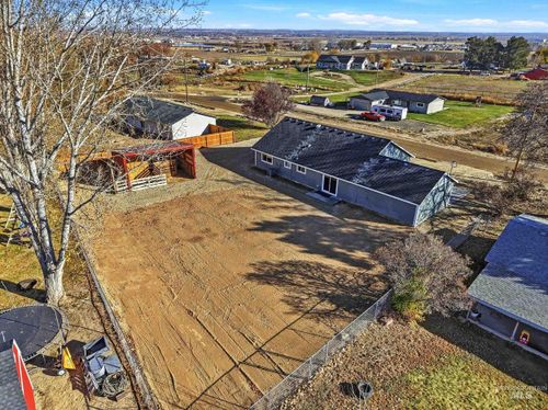 20203 Top Rd, Greenleaf, ID, 83626-8953 | Card Image