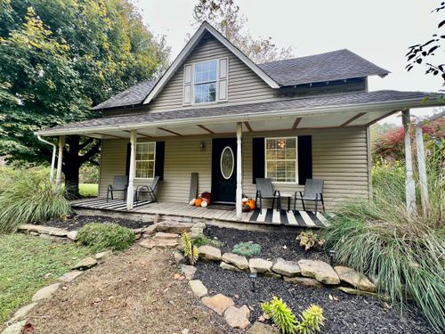 7693 Bob Allen Rd, Freetown, IN, 47235-9698 | Card Image