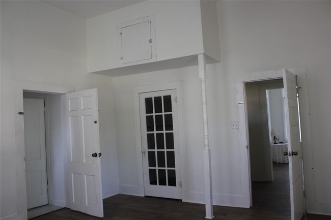 401 Shaw St, House other with 2 bedrooms, 1 bathrooms and 4 parking in Taylor TX | Image 21