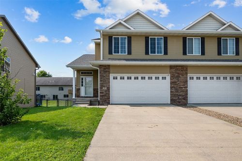 37 Ash Ct, North Liberty, IA, 52317-9316 | Card Image