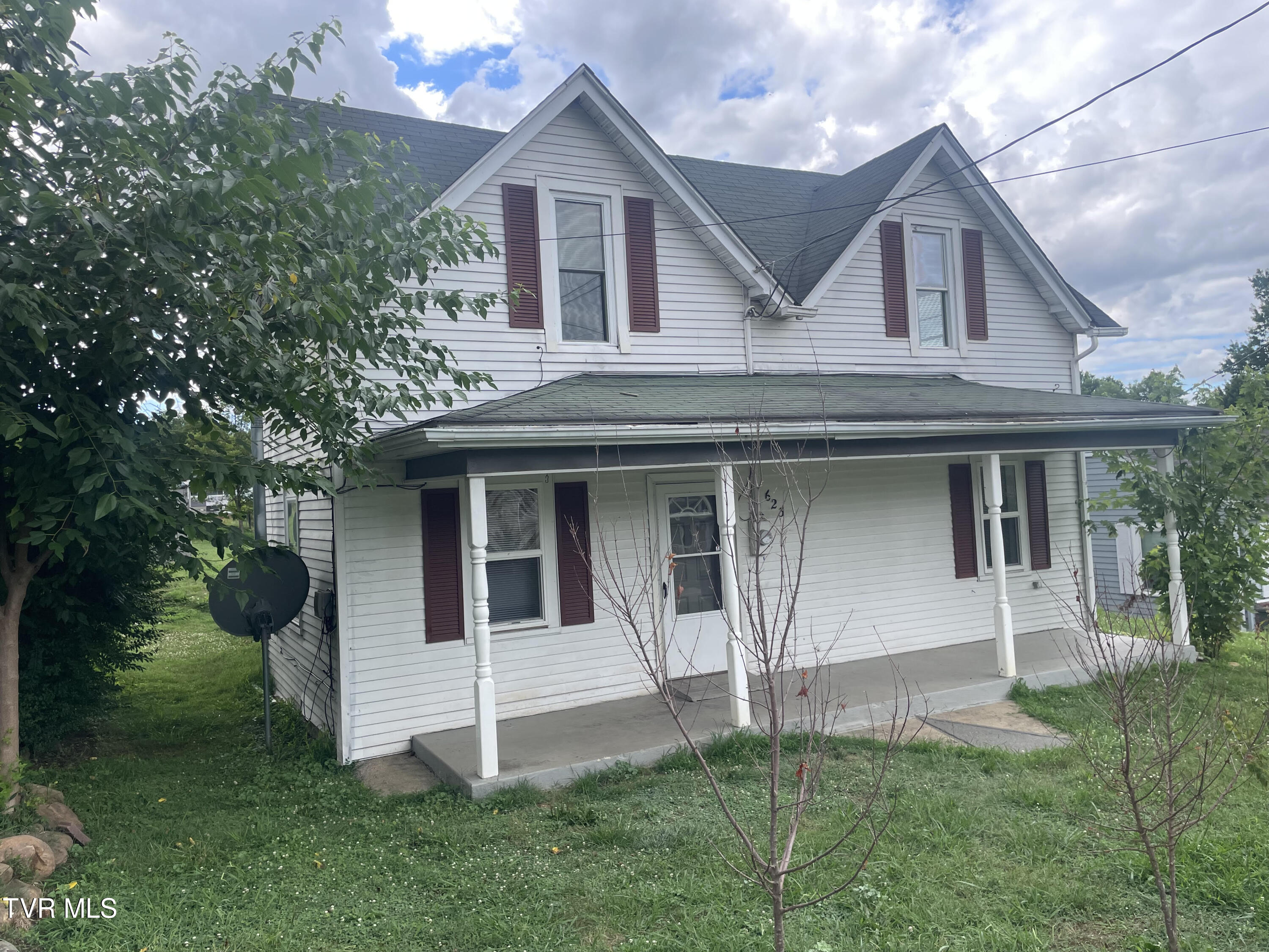 Johnson Ave, Elizabethton, TN 37643