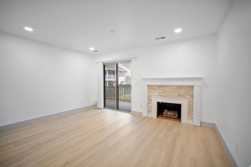 unit-q17-88 W 50 S, Centerville, UT, 84014-2341 | Card Image