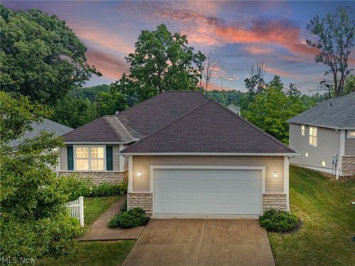 5410 Peachtree Ln N, Parma, OH, 44134-6982 | Card Image