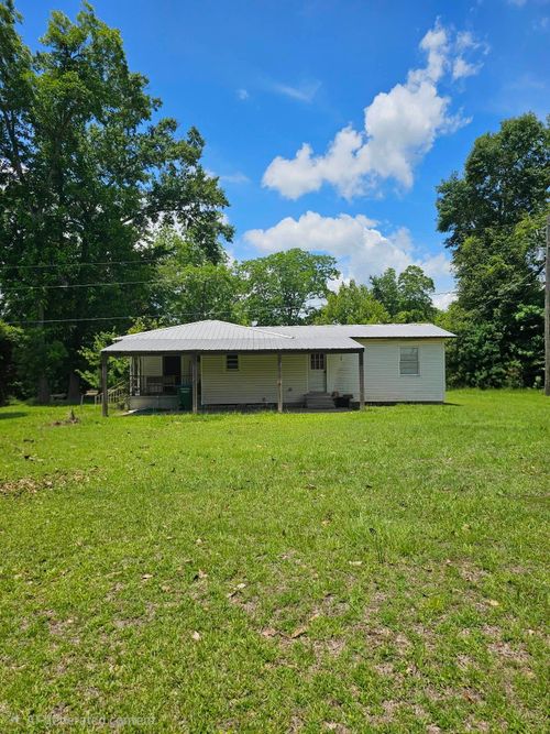 8180 Carol St, Sneads, FL, 32460-2438 | Card Image