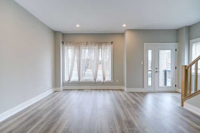 25 - 33 Jarvis St, House attached with 3 bedrooms, 3 bathrooms and 1 parking in Brantford ON | Image 10