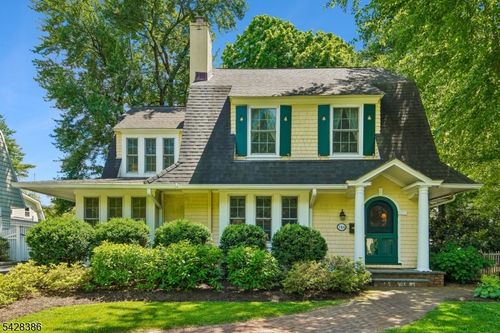 148 Beekman Rd, Summit, NJ, 07901-1724 | Card Image