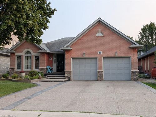 upper-45 Caswell Dr, Hamilton, ON, L9C7N3 | Card Image