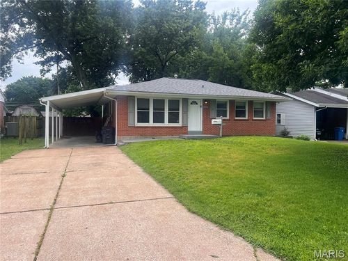 740 Crowder Dr, Florissant, MO, 63031-3204 | Card Image
