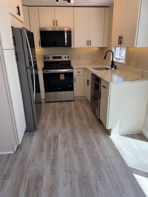 23-23 Victoria Heights Rd, Boston, MA, 02136-3257 | Card Image