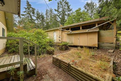 223 Mariners Way, House other with 3 bedrooms, 2 bathrooms and 4 parking in Mayne Island BC | Image 2