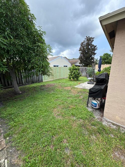 5621 Azalea Cir, West Palm Beach, FL, 33415-4474 | Card Image
