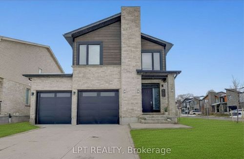 795 Freeport St, London, ON, N6G0R5 | Card Image