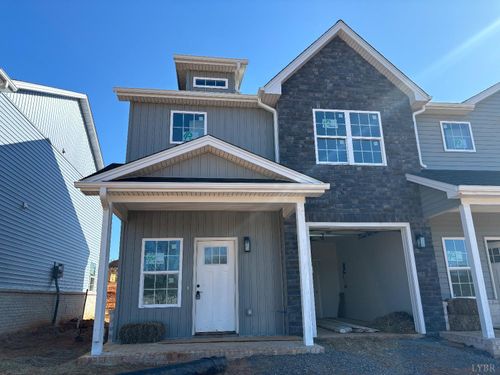 1016 Misty Mountain Rd, Lynchburg, VA, 24502-3944 | Card Image