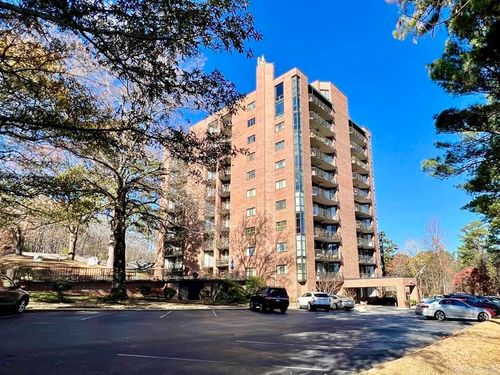 205-1 Treetops Lane, Apt 203, Little Rock, AR, 72202 | Card Image