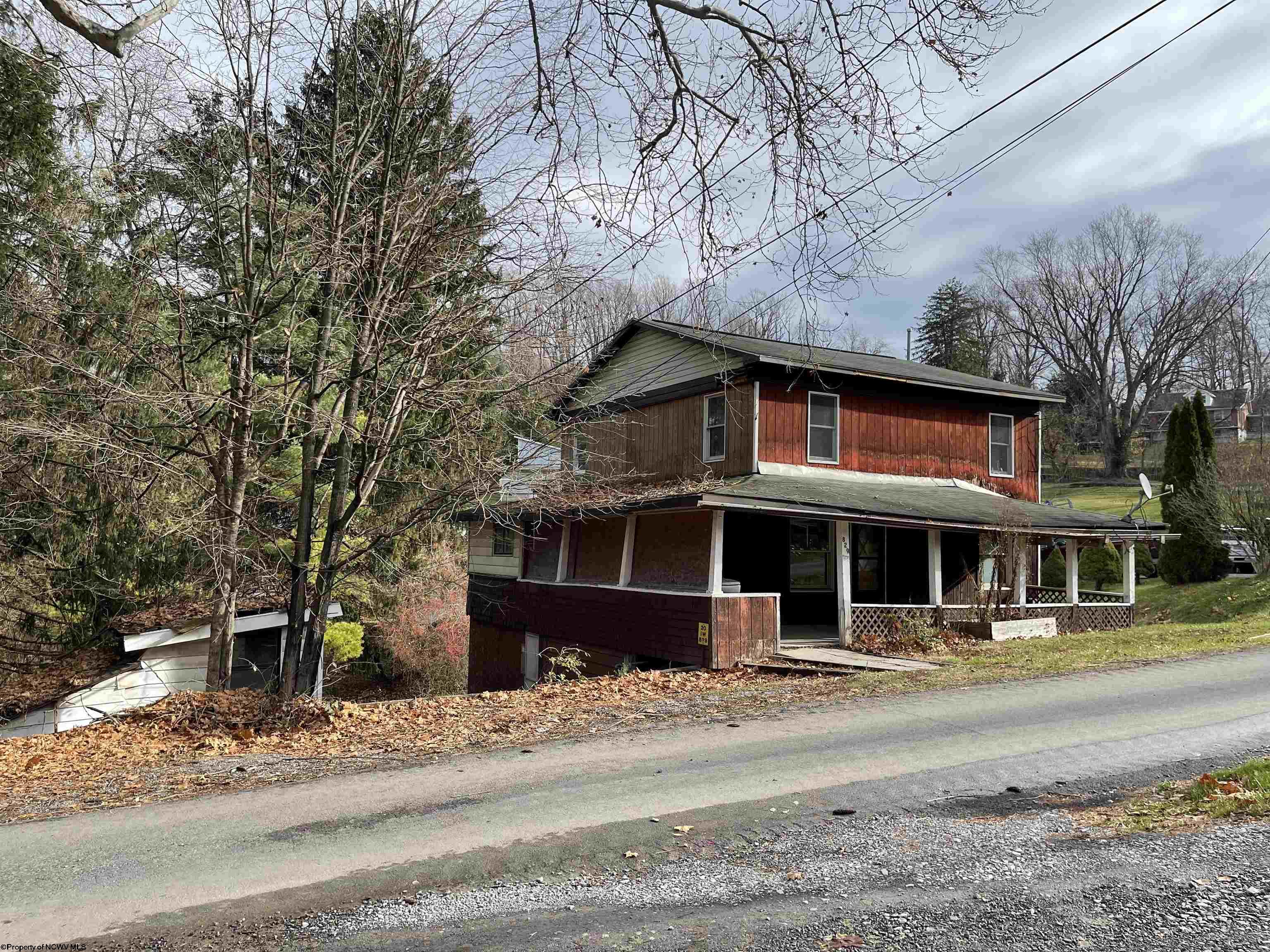 Idlewood Dr, Morgantown, WV 26505