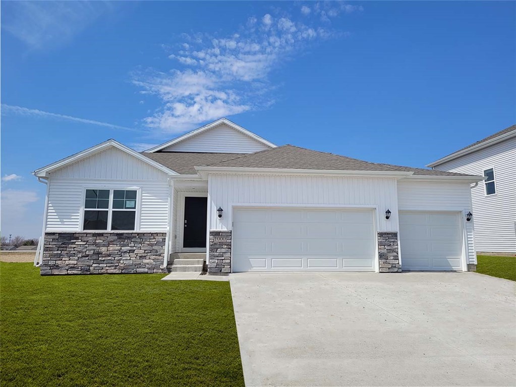 33rd St, Altoona, IA 50009