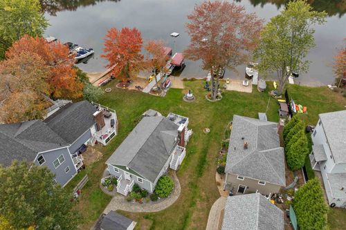 23 Escumbuit Rd, Derry, NH, 03038-9510 | Card Image