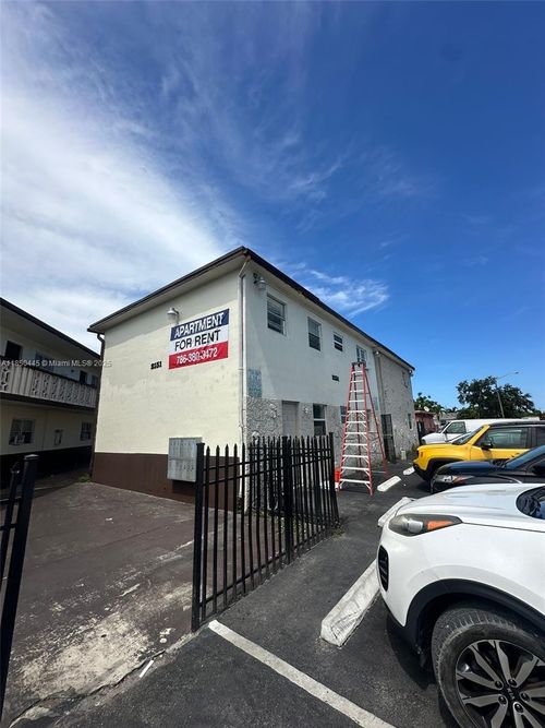 apt-5-2151 Nw 7th St, Fort Lauderdale, FL, 33311-7757 | Card Image