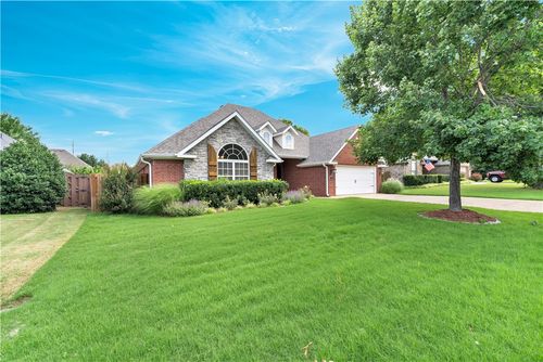 8176 Anna Maria Ave, Springdale, AR, 72762-4264 | Card Image