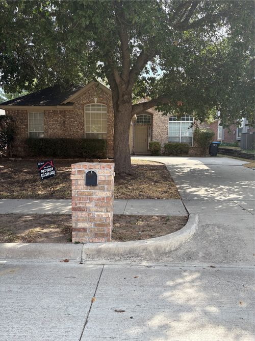 5012 Woodmeadow Dr, Fort Worth, TX, 76135-1825 | Card Image