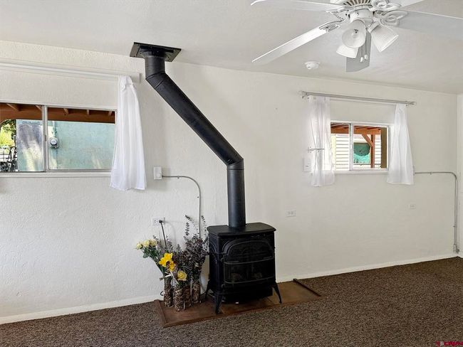 135 4 Th St, House other with 2 bedrooms, 1 bathrooms and null parking in Hotchkiss CO | Image 5