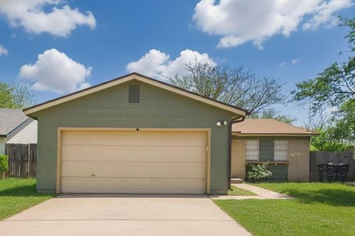 9203 Canton Ave, Lubbock, TX, 79423-4140 | Card Image