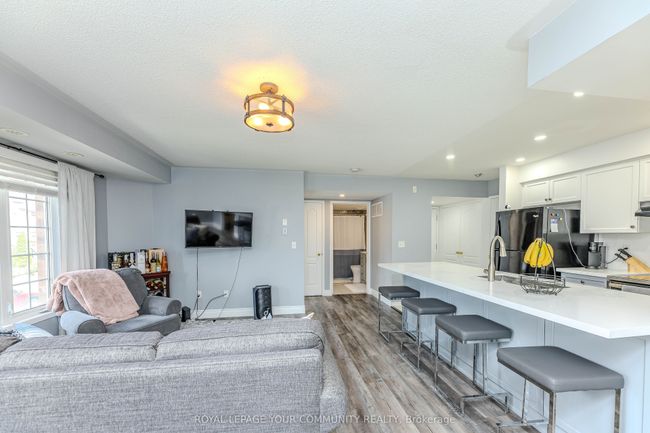 5 - 149 Isaac Devins Blvd, Condo with 2 bedrooms, 1 bathrooms and null parking in Toronto ON | Image 5