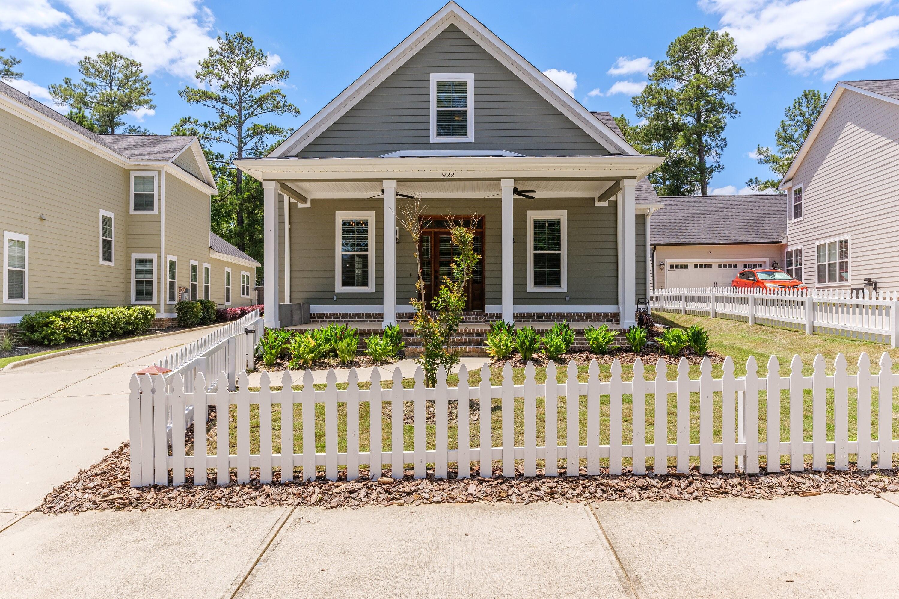 Ellis Ln, Evans, GA 30809