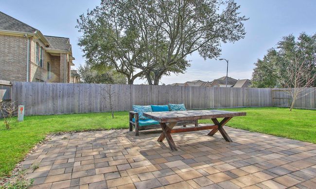 Beyond the fence is a cul-de-sac to the home on the left is the only home behind this home. | Image 19