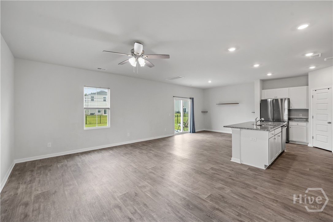 Residential in Bloomingdale 5
