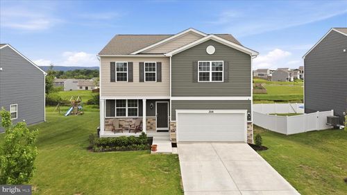 314 Centergate Dr, CHARLES TOWN, WV, 25414-5768 | Card Image