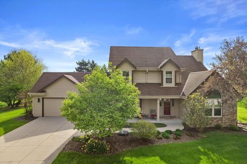 W148N6964 Terriwood Drive, Menomonee Falls, WI, 53051 | Card Image