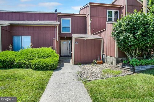 107 Melissa Ct, ENOLA, PA, 17025-1525 | Card Image