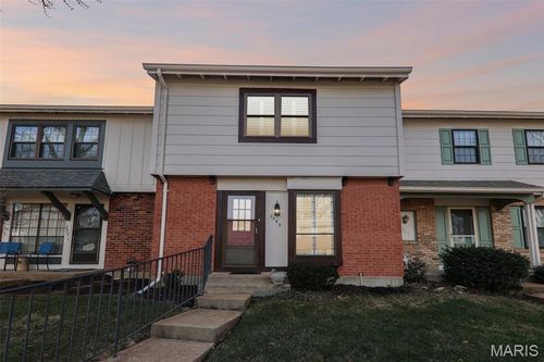 2369 Hidden Meadow Ln, Ballwin, MO, 63021-5838 | Card Image