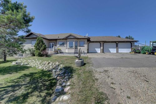 3104 111 St, County Of Grande Prairie No. 1, AB, T8W5B5 | Card Image
