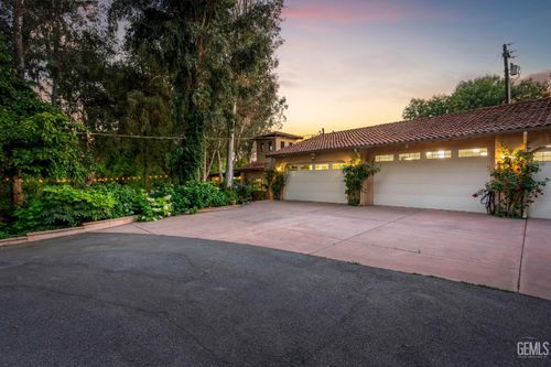 10921 Olcese Rd, Bakersfield, CA, 93308-9608 | Card Image