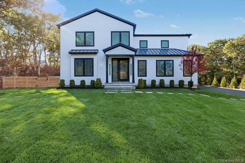 5 Terrace Avenue, Southampton, NY, 11968 | Card Image