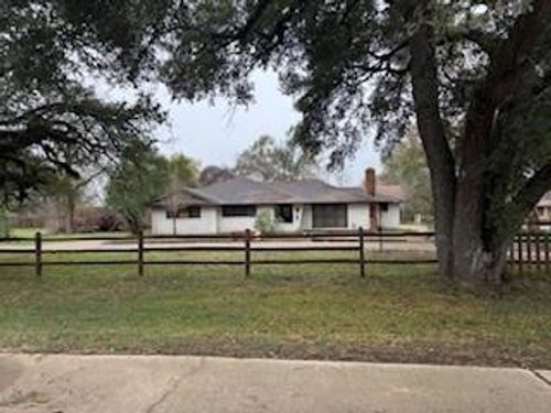 229 University Dr, Prairie View, TX, 77445-7061 | Card Image