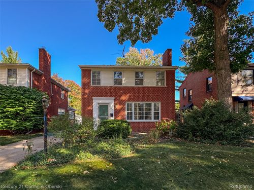 1028 Edgewood Dr, Royal Oak, MI, 48067-1212 | Card Image