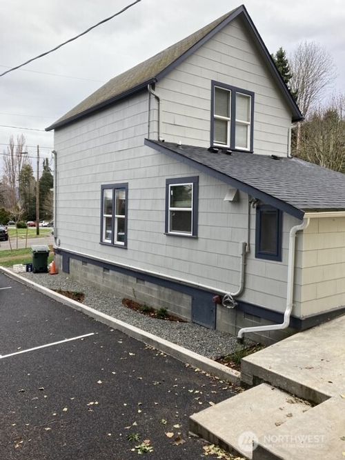 618 E Myrtle St, Bellingham, WA, 98225-5622 | Card Image