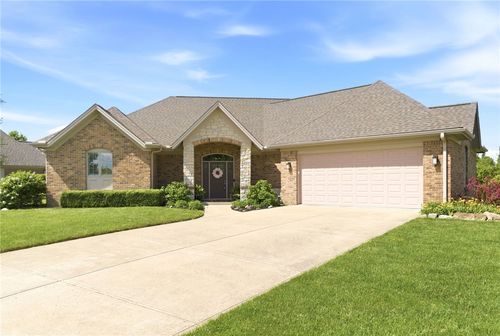 1387 Champions Way, Xenia, OH, 45385-7088 | Card Image