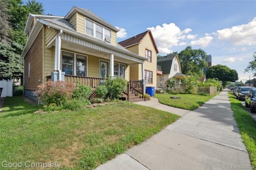 8792 Chamberlain St, Detroit, MI, 48209-1770 | Card Image