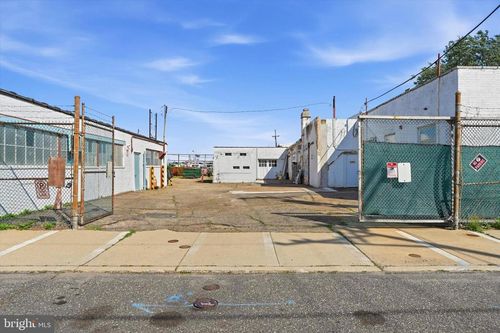 4821 Garden St, PHILADELPHIA, PA, 19137-2204 | Card Image
