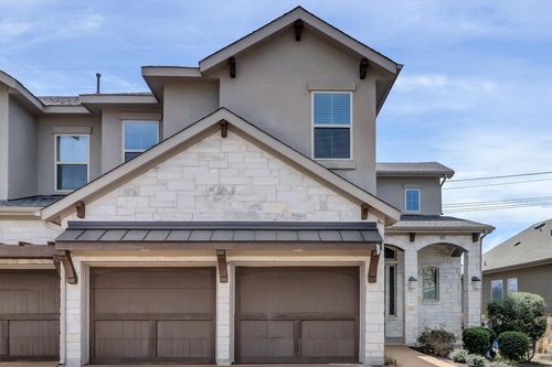 30-201 Cartwheel Bnd, Austin, TX, 78738-1158 | Card Image